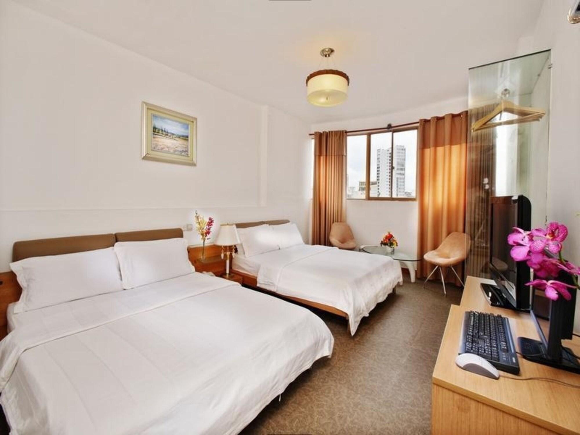 Ben Thanh Market - Hotel Premium Хошимин Экстерьер фото